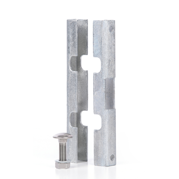 Panel connector for double bar grating panels, Material: raw steel, Surface: hot-dip galvanised, Item description: –, Type: two parts, Length: 140 mm, Width: 18 mm, Height: 15.5 mm, For posts-Ø: 48 mm, Screw: M8, Screw length: 80 mm, 15-year warranty against rusting through